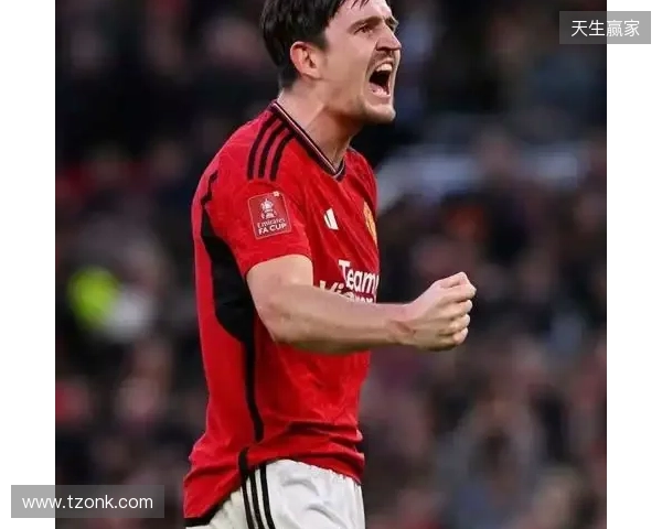 官方：马奎尔与曼联续约至2027年夏天，附带一年续约选项